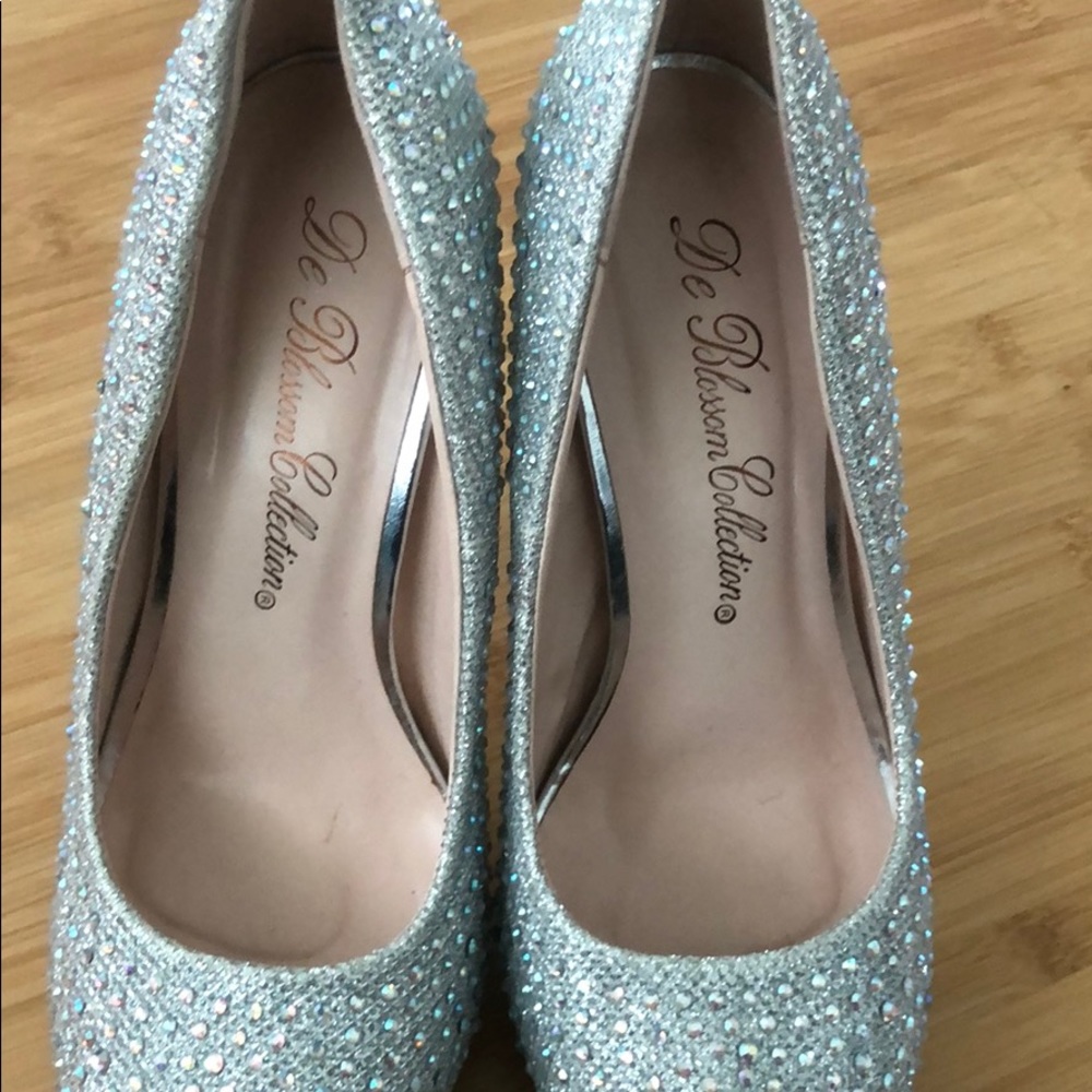Silver beaded heels - Picture 5 of 6